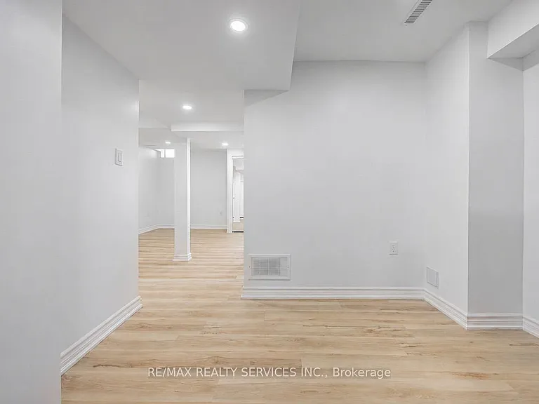 42 Northampton St #BASEMENT — Photo 10
