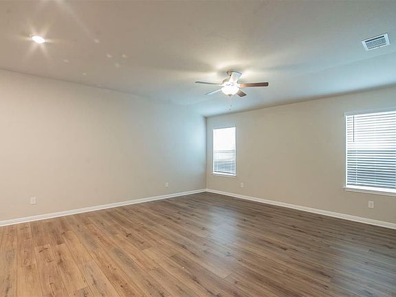 2nd image of 126 Fairmeadow Downs Dr