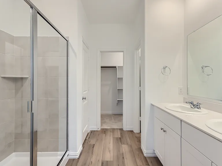 1205 Gladespring Ln — Photo 17
