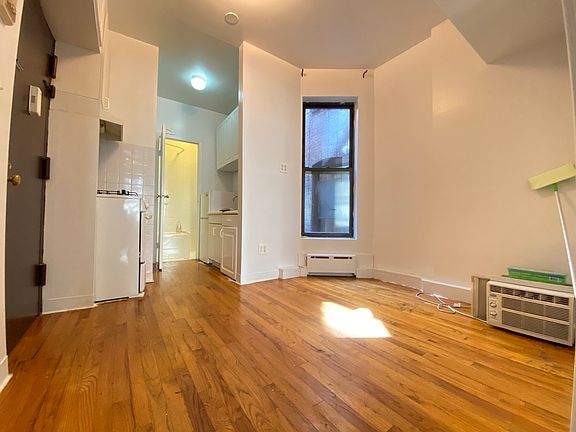 2nd image of 1372 York Ave APT 3C