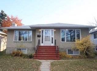 9719 72nd Ave NW #1A, Edmonton, AB T6E0Y9