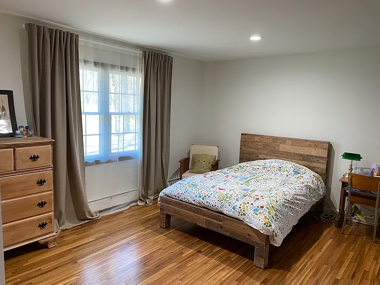 60 Eileen Dr — Photo 11