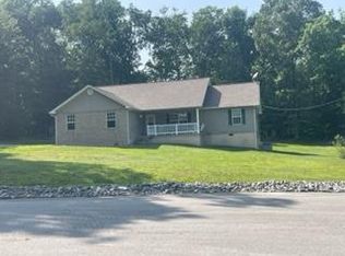 217 Chapel Hill Dr, Crossville, TN 38555
