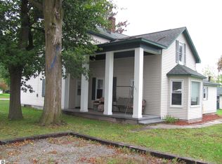201 6th Ave, Tawas City, MI 48763