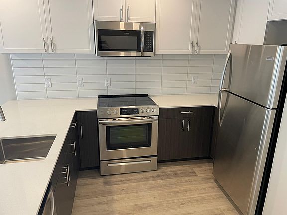 4th image of 808 N 19th St APT 107