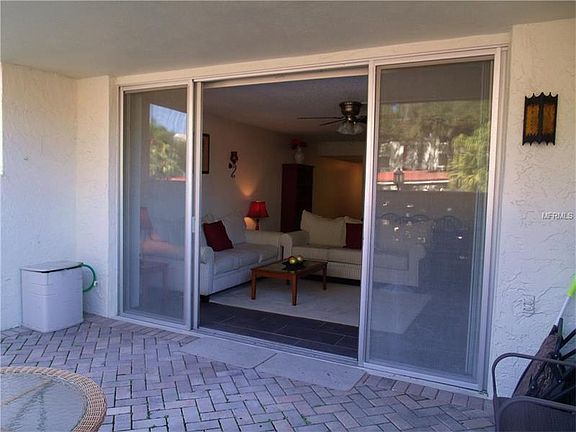 3rd image of 1009 Pearce Dr Unit 102