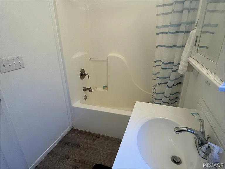 208 E Mountain View Blvd — Photo 12