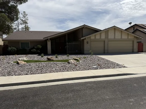 912 Randall St, Ridgecrest, CA 93555