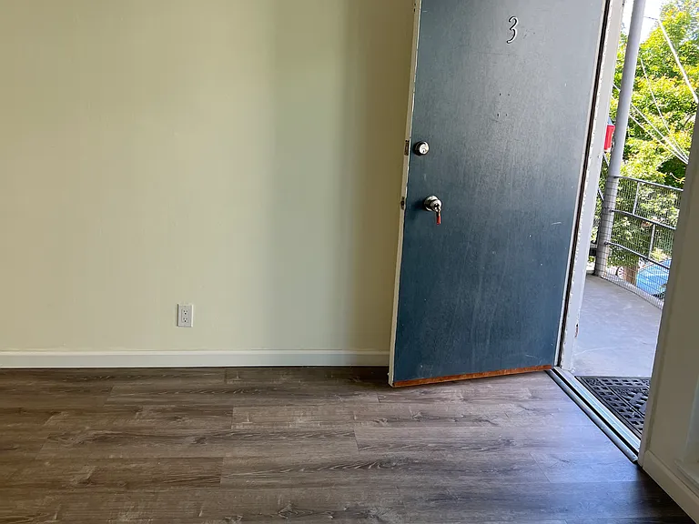 2511 Prince St #3 — Photo 6