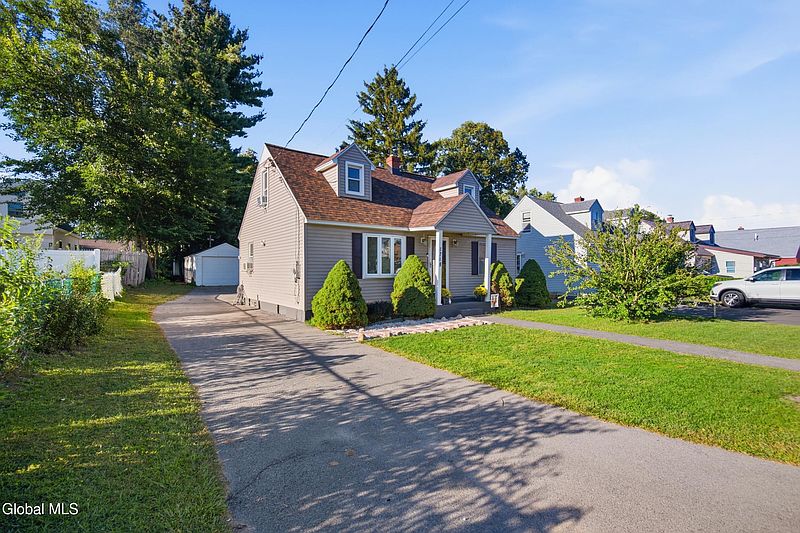 2nd image of 1718 Dorsett Street