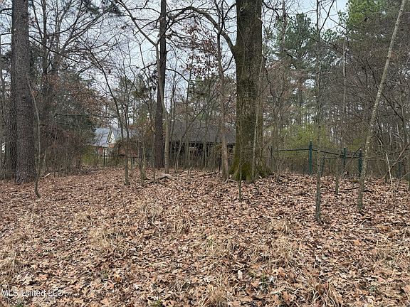 5th image of 62 Green T Lk E #65