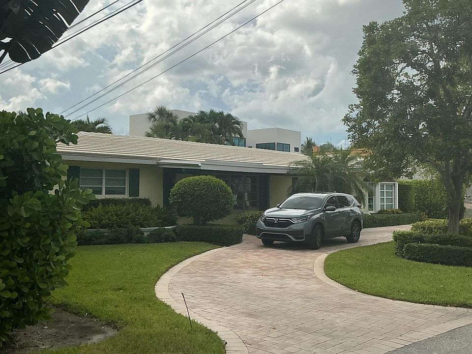 1st image of 210 PALM Trail