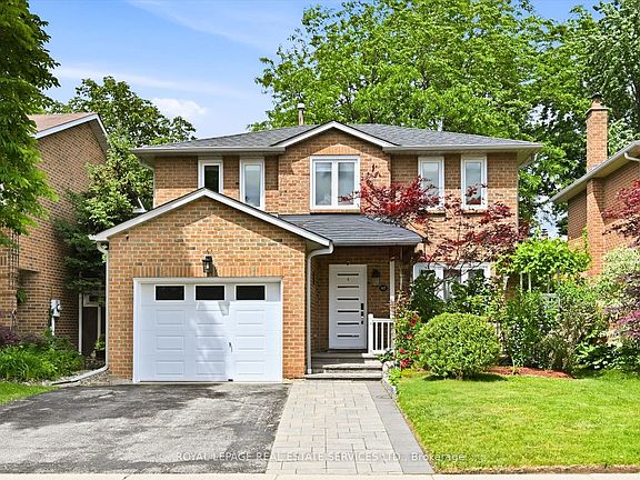 2nd image of 147 Speyside Dr
