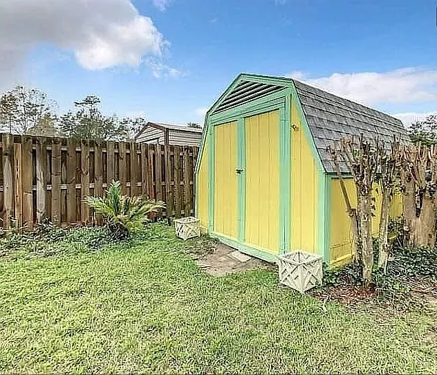 4510 NW 31st Ave — Photo 3