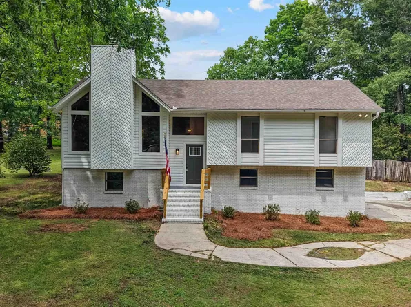 3256 Churchview Way, Bessemer, AL 35023