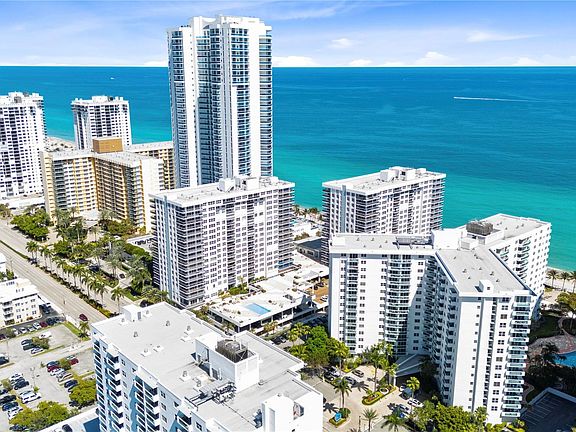 2nd image of 3001 S Ocean Drive #333