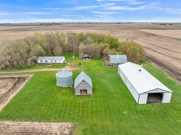 1936 340th Ave, Estherville, IA 51334