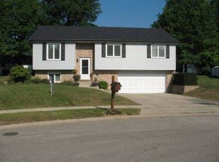 2623 Glen Briar Pl, Decatur, IL 62521