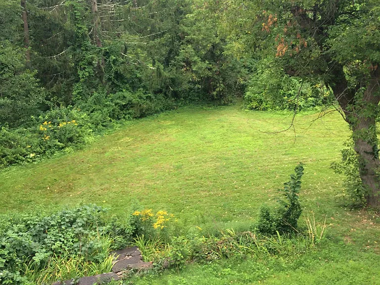 101 Boston Rd — Photo 15