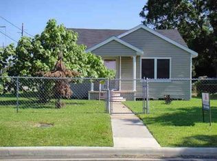 3948 Hays Ave, Groves, TX 77619