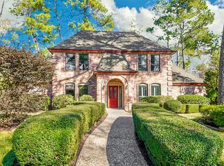 2414 Golden Pond Dr, Kingwood, TX 77345