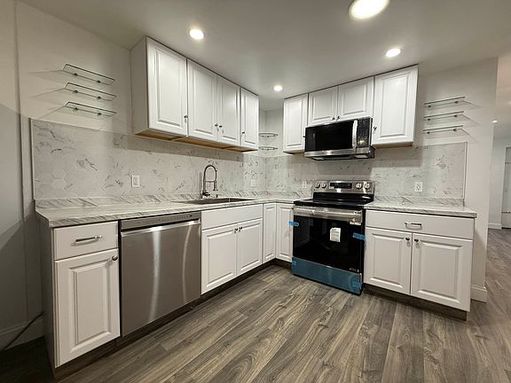 4th image of 31 Herkimer St #Gf