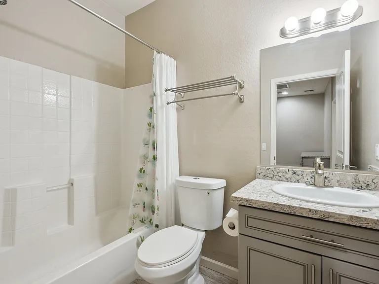 1406 W Main St #116 — Photo 27
