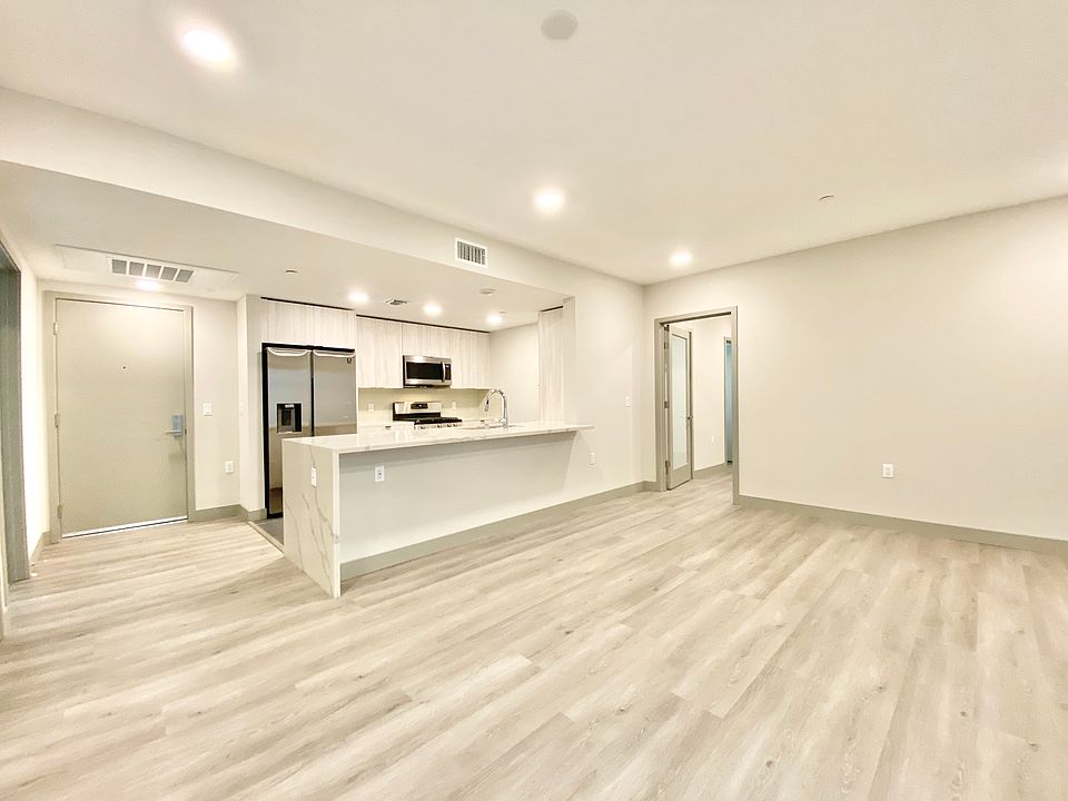 1st image of 1532 Brockton Ave #202A