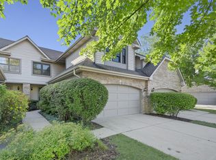 150 Benton Ln, Bloomingdale, IL