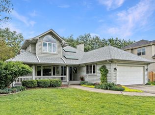 102 Della Ln, Oswego, IL 60543