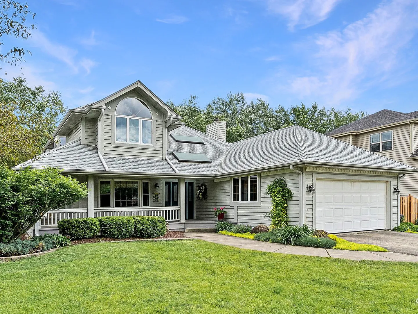 102 Della Ln photo 1