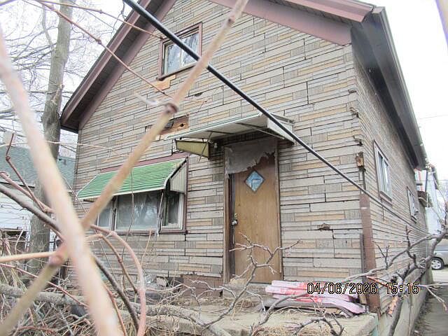 1st image of 1236 W Scott STREET #A