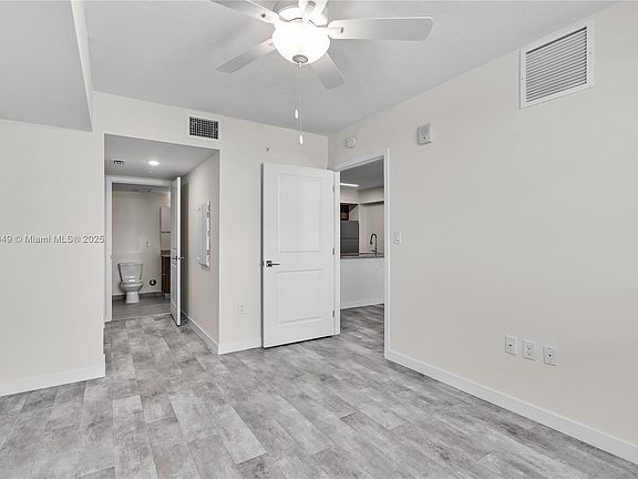 5th image of 608-4XX Northwest Blvd #112