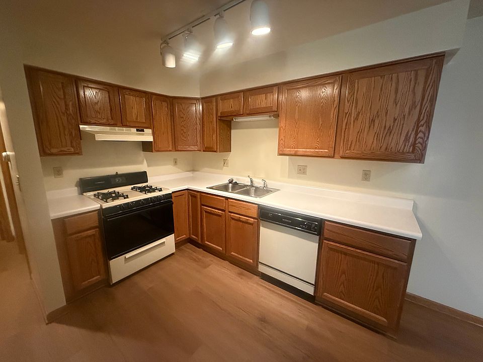Great food prep space and a dishwasher to help with your cleanup!