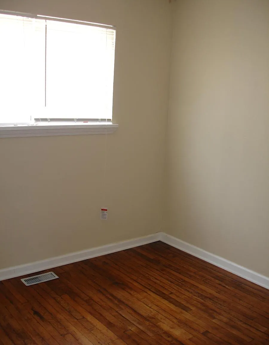 3 bed, 1150 sqft, $1,550 — Photo 4