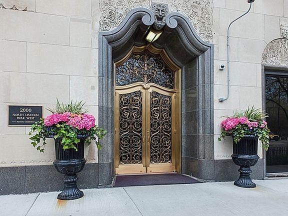 2nd image of 2000 N Lincoln Park West Pkwy #1610
