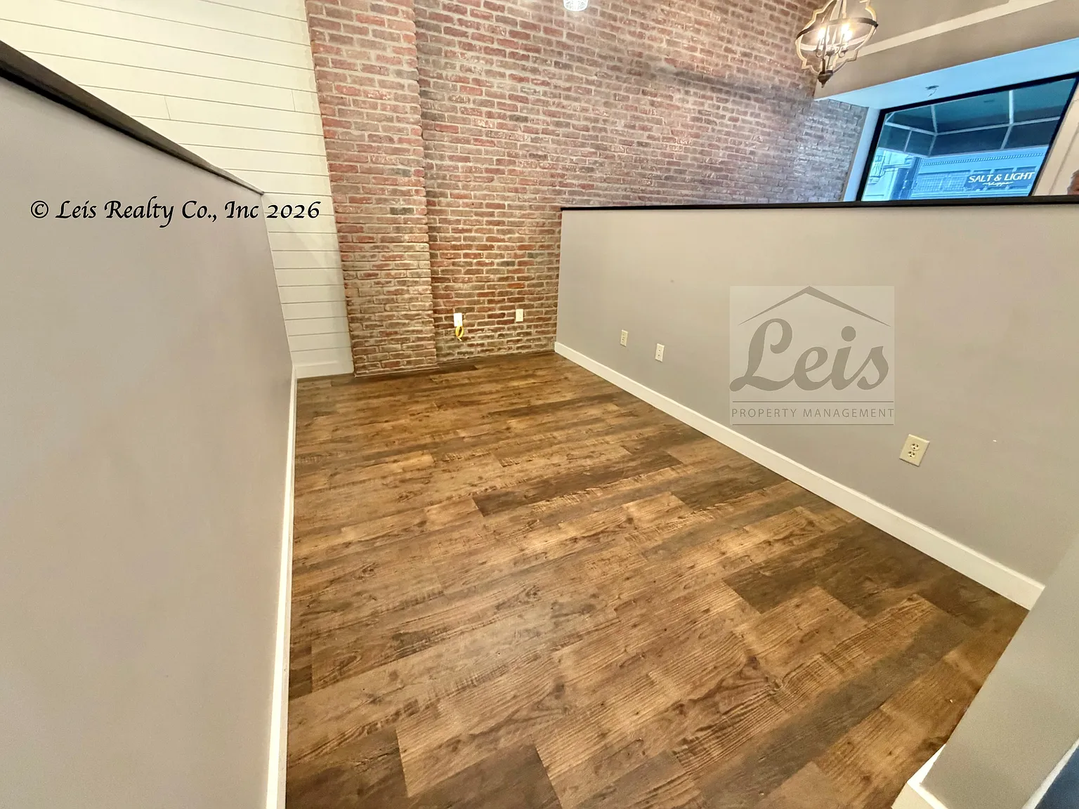 13 East Main Street - 13 — Photo 2