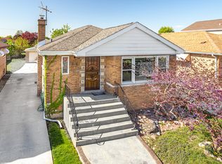 3065 W 100th St, Evergreen Park, IL 60805