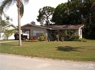 2702 Nancy St, Sarasota, FL 34237