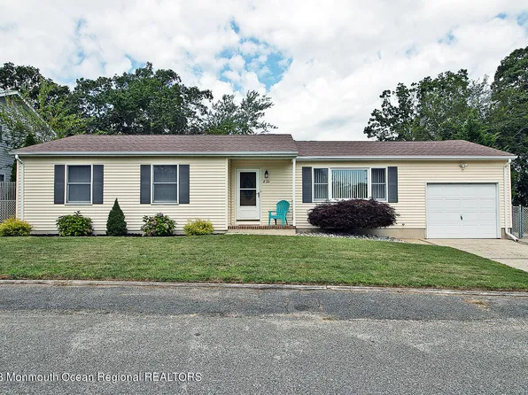 820 Beach Avenue, Beachwood, NJ 08722