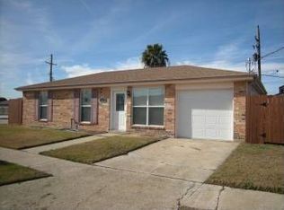 2224 Meraux Ln, Violet, LA 70092