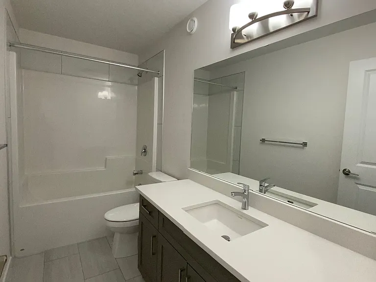 740 Daniels Way SW — Photo 12