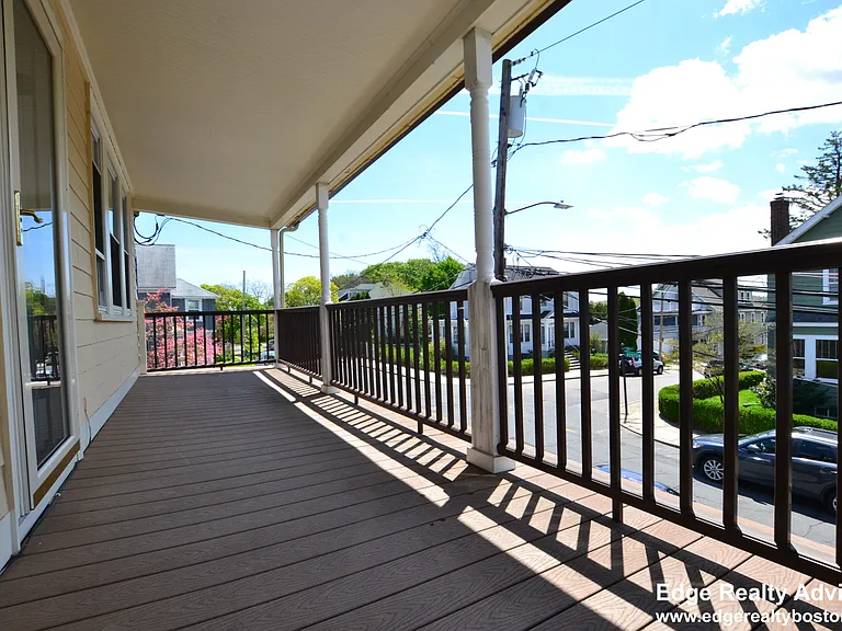 44 Bostonia Ave #2 — Photo 4