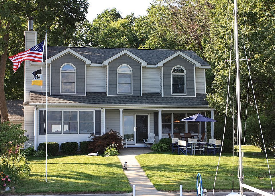 1st image of 22121 Forest Hall Ave