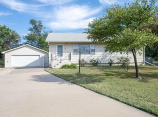 116 N Pine Ct, Whitewater, KS 67154