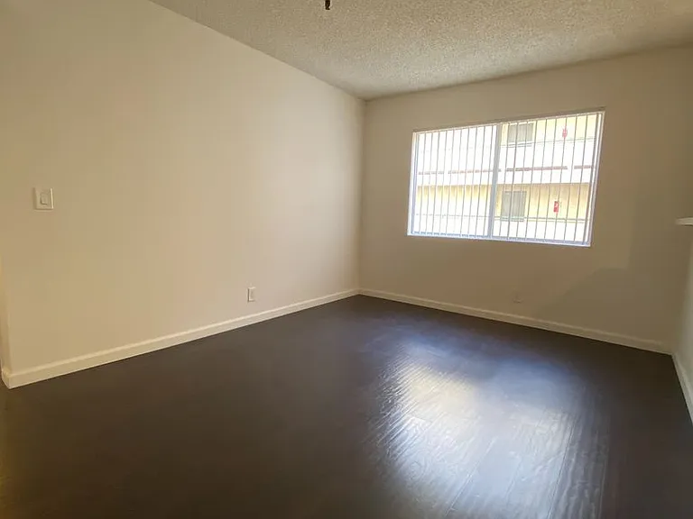 B & B Apartments — Photo 22