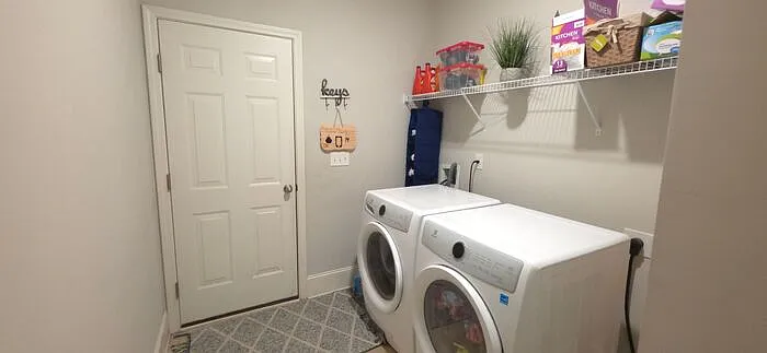 4358 Mantova Dr NE — Photo 21