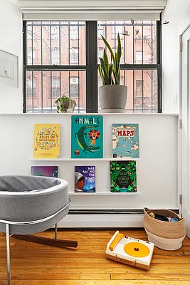 Sold by Compass | media 9