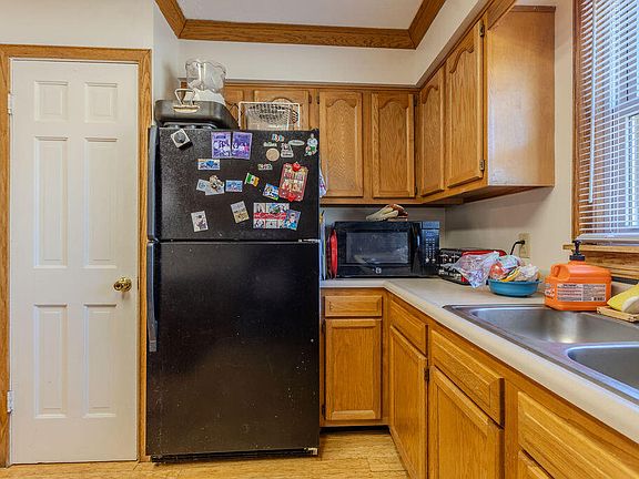 5th image of 232 Roselawn Ln