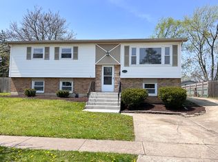 18960 Willow Ave, Country Club Hills, IL